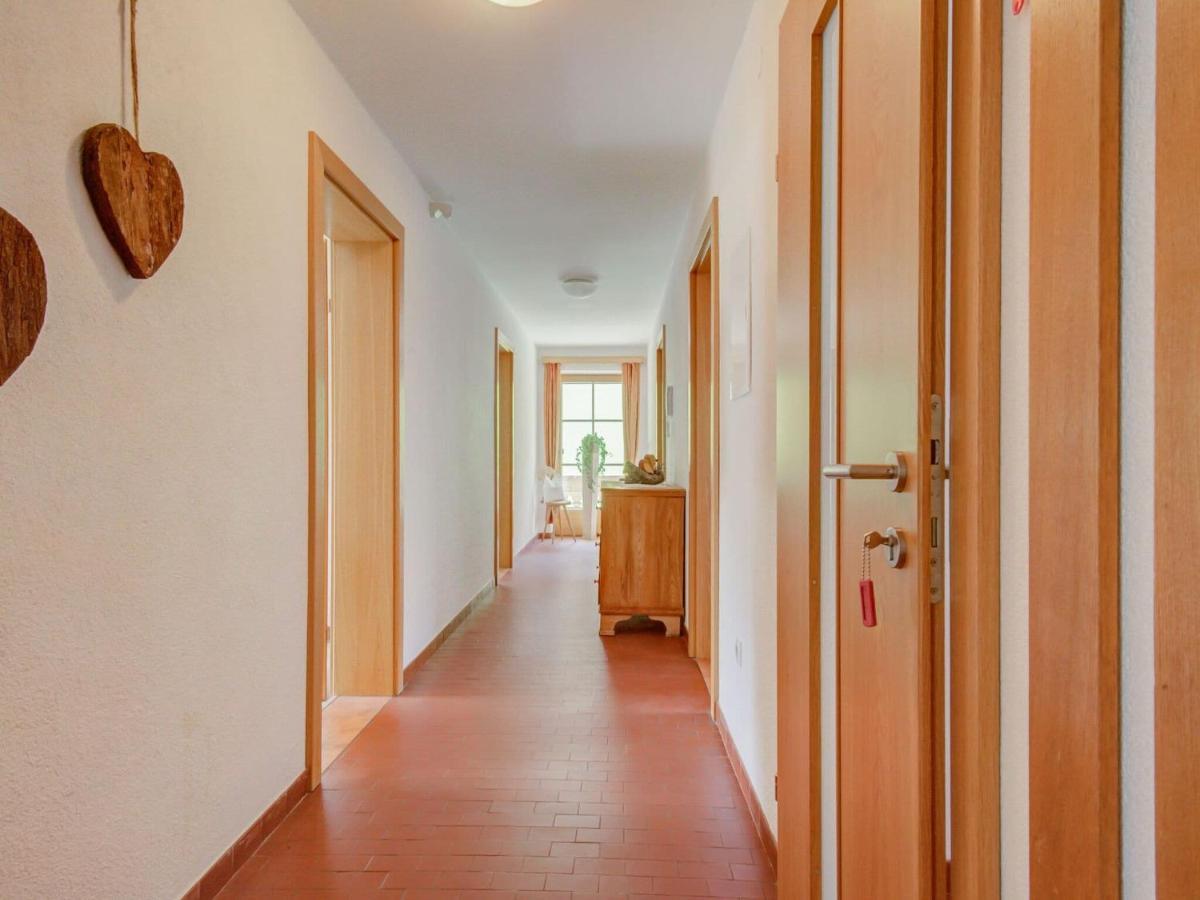Attractive Apartment in Hainzenberg with Ski Storage Exterior foto