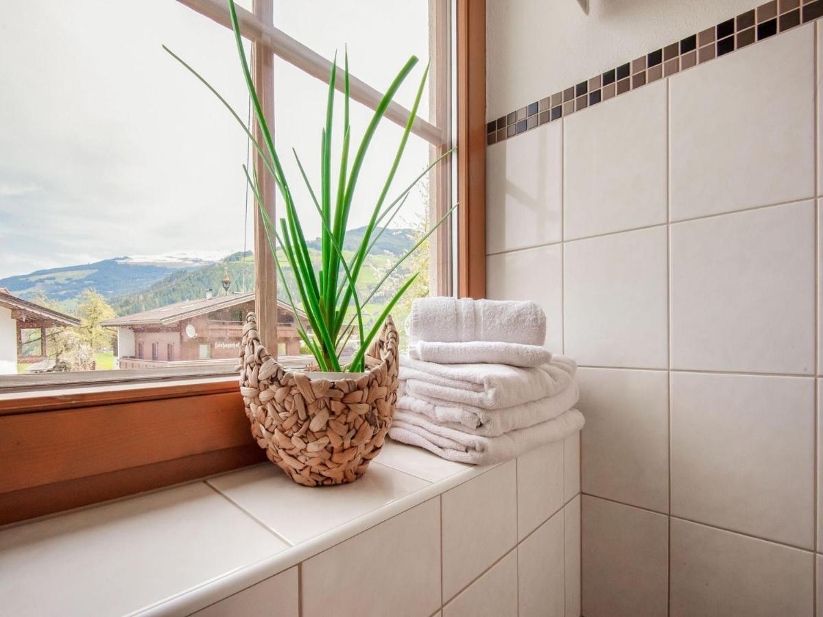 Attractive Apartment in Hainzenberg with Ski Storage Exterior foto
